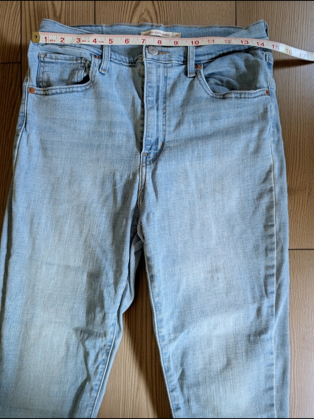 Levi's Mile High Women's High Rise Super Skinny Light Wash Blue Denim Jeans - Picture 2 of 7